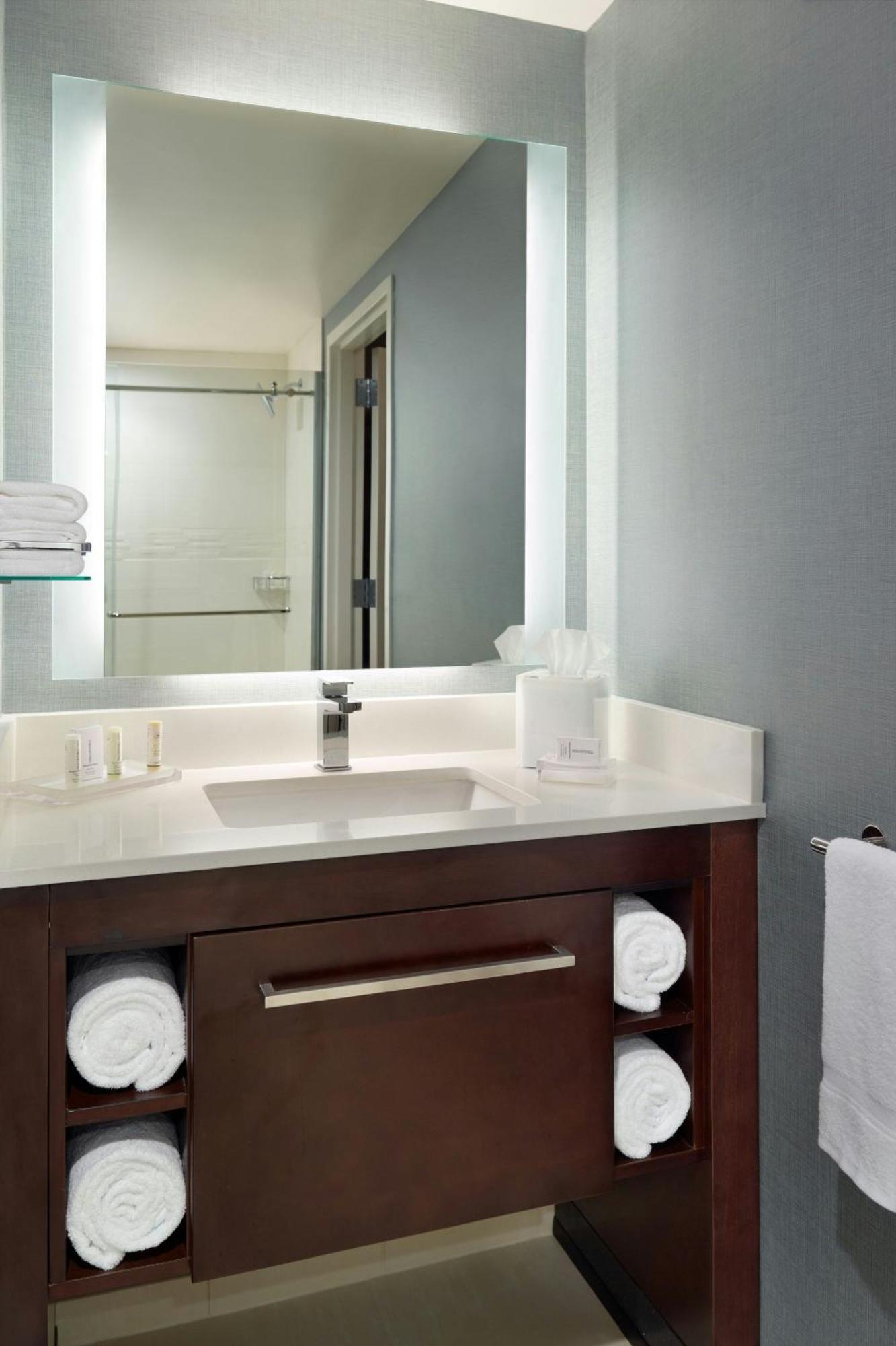 Residence Inn By Marriott Columbus Osu מראה חיצוני תמונה